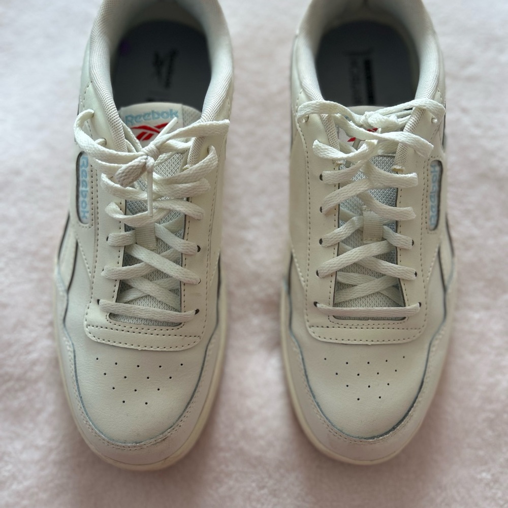 Reebok Women's White Sneakers with Light Blue Accents